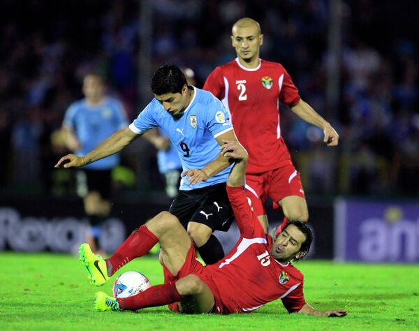Игровой момент матча Уругвай - Иордания