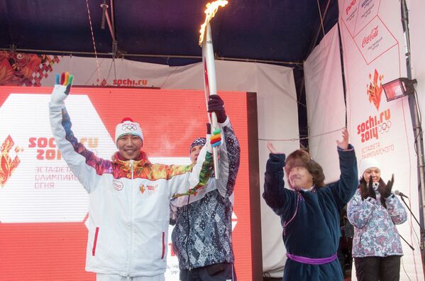 Эстафета олимпийского огня в Кызыле