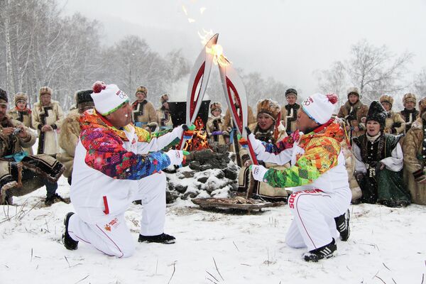 Эстафета олимпийского огня в Горно-Алтайске