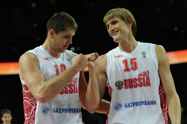 Виктор Хряпа и Андрей Кириленко (слева направо)