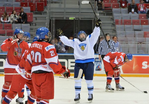 Нападающий юниорской сборной Финляндии Арттури Лехконен