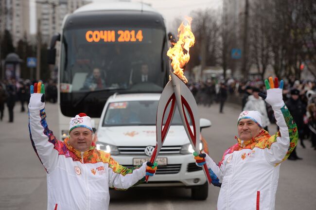 Геннадий Шипулин (слева)