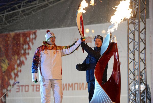 Дмитрий Саутин (слева) и губернатор Воронежской области Алексей Гордеев