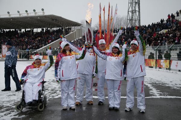 Эстафета олимпийского огня во Владикавказе