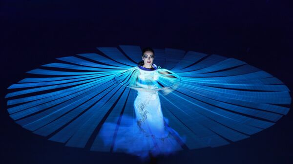 Балерина Диана Вишнева во время театрализованного представления на церемонии открытия XXII зимних Олимпийских игр в Сочи
