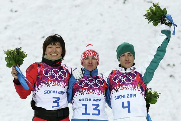 Сюй Мэнтао, Алла Цупер и Лидия Лассила (слева направо)