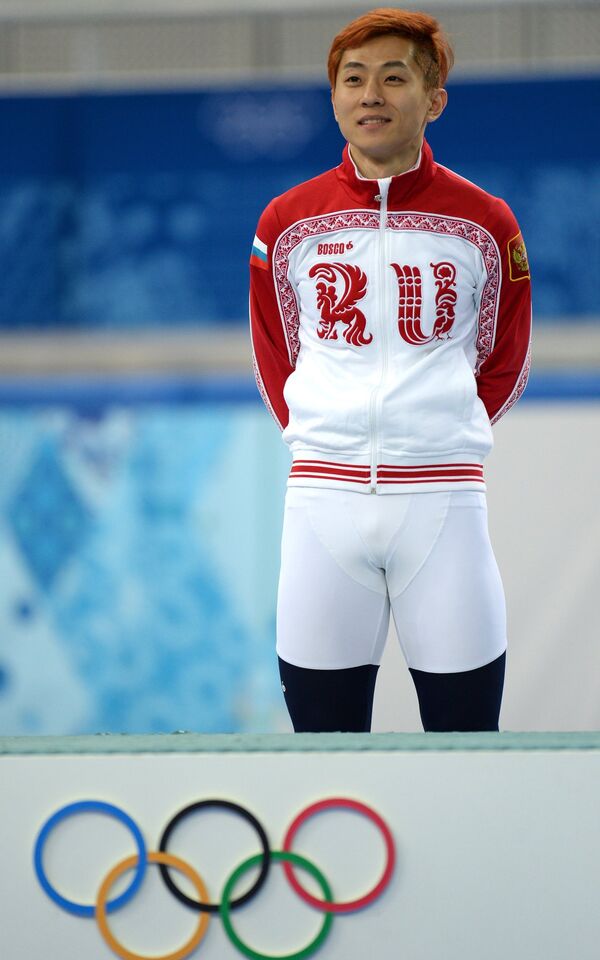 Виктор Ан (Россия), завоевавший золотую медаль в забеге на 1000 метров