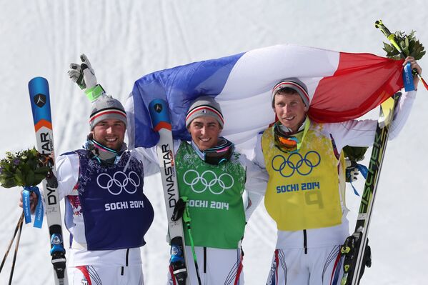 Арно Боволента (Франция) - серебряная медаль, Жан-Фредерик Шапюи (Франция) - золотая медаль, Жонатан Мидоль (Франция) - бронзовая медаль (слева направо)