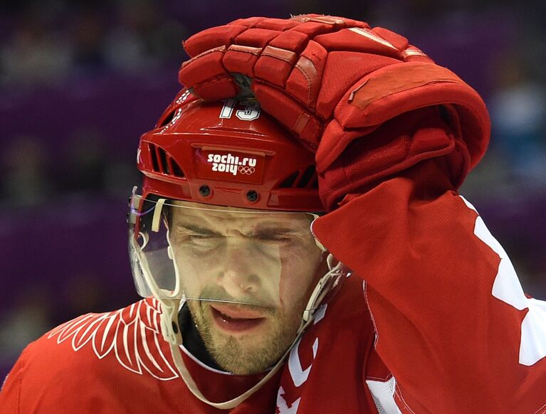 Форвард сборной России Павел Дацюк Форвард сборной России Павел Дацюк