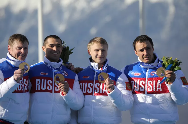 Александр Зубков, Алексей Воевода, Алексей Негодайло и Дмитрий Труненков (слева направо) Александр Зубков, Алексей Воевода, Алексей Негодайло и Дмитрий Труненков (слева направо)