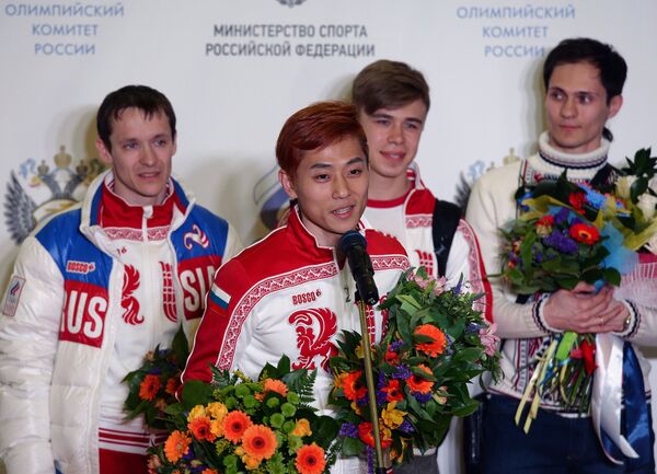 Встреча золотого рейса с чемпионами и призерами XXII Олимпийских зимних игр в Сочи