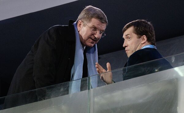 Томас Бах (слева) и депутат Государственной Думы РФ Михаил Терентьев