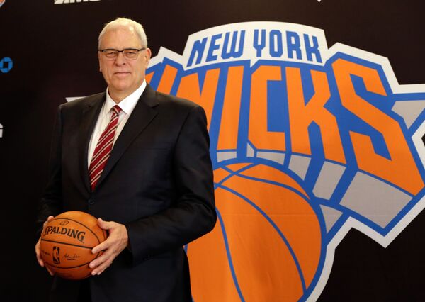 Легендарный тренер Фил Джексон - президент клуба НБА Нью-Йорк Никс
