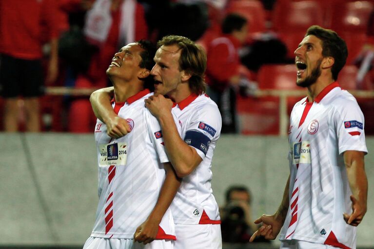 Футболисты Севильи Футболисты Севильи