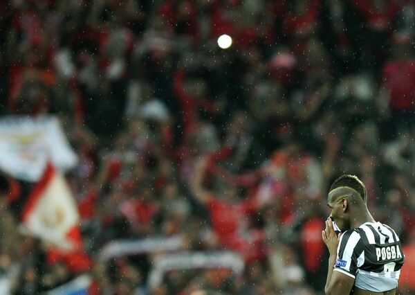 Полузащитник Ювентуса Поль Погба после вылета из Лиги Европы от Бенфики