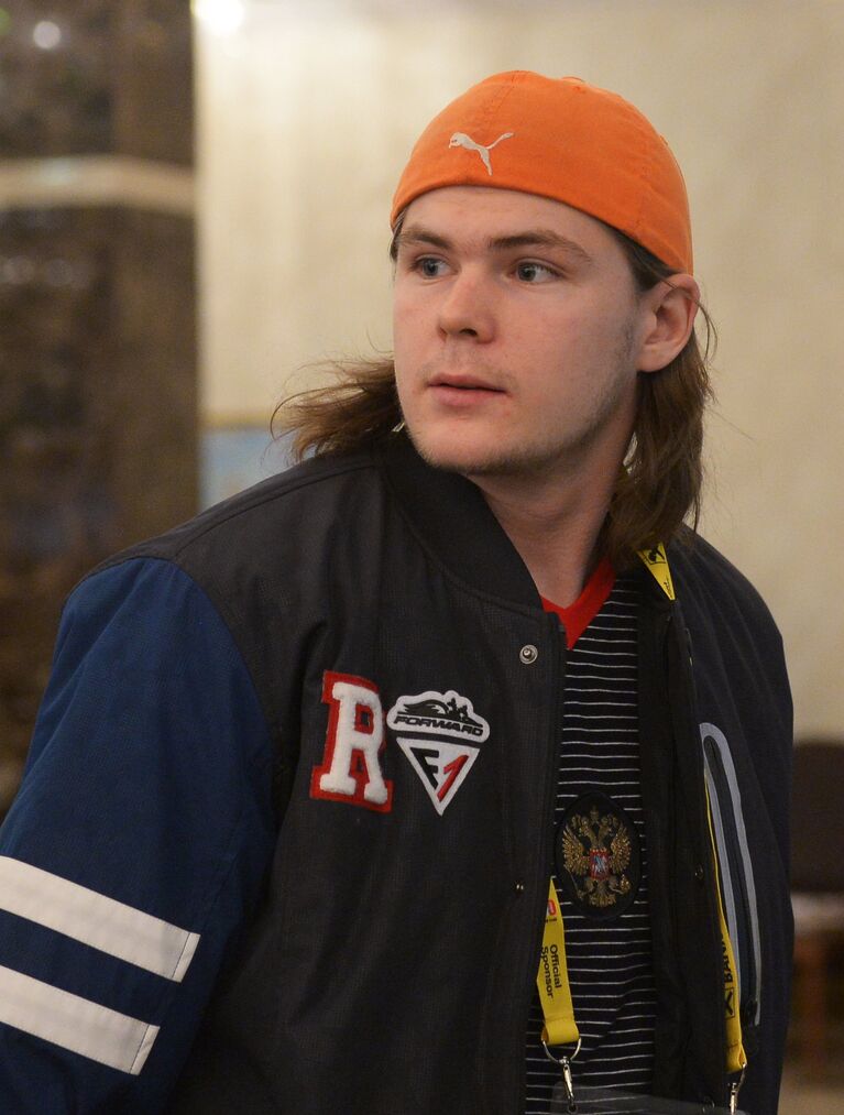 Виктор Тихонов