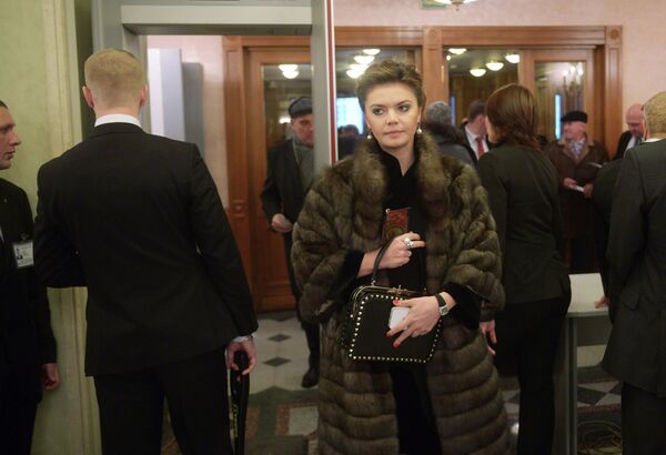 Алина Кабаева перед началом торжественного заседания палат Федерального Собрания и Совета законодателей РФ