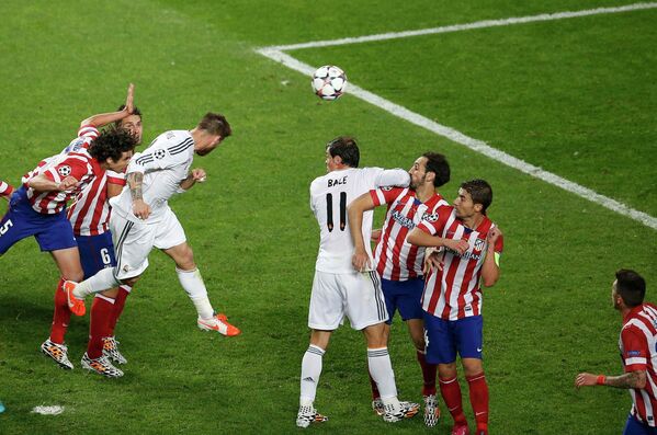 Футболисты Реала сравнивают счет в финале Лиги чемпионов