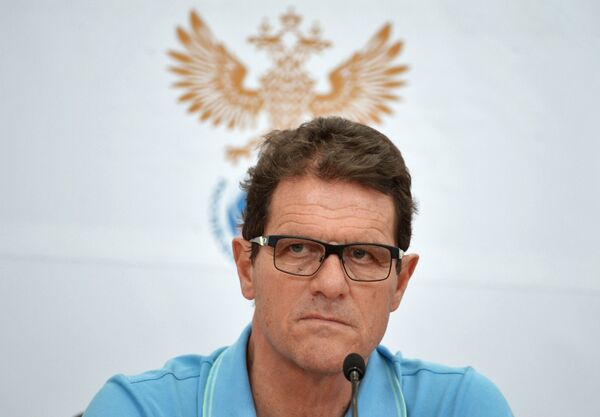 Главный тренер национальной сборной России по футболу Фабио Капелло на пресс-конференции