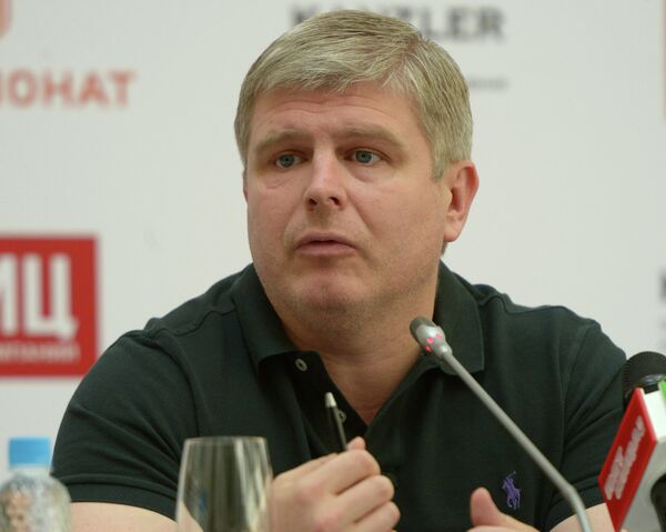Промоутер Александра Поветкина Андрей Рябинский на пресс-конференции