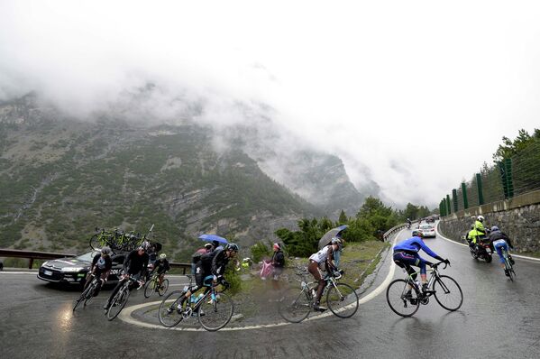 Велогонщики на Гранд-туре Джиро д'Италия
