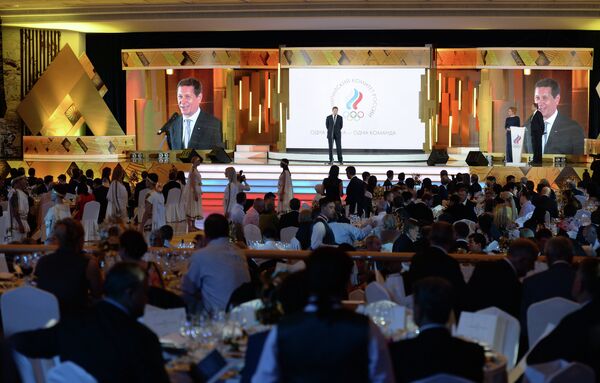 Президент Олимпийского комитета России Александр Жуков выступает во время ежегодного Бала олимпийцев России – 2014 в Государственном Кремлевском Дворце