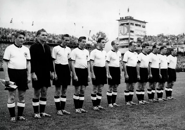 Футболисты сборной ФРГ, 1954 год Футболисты сборной ФРГ, 1954 год