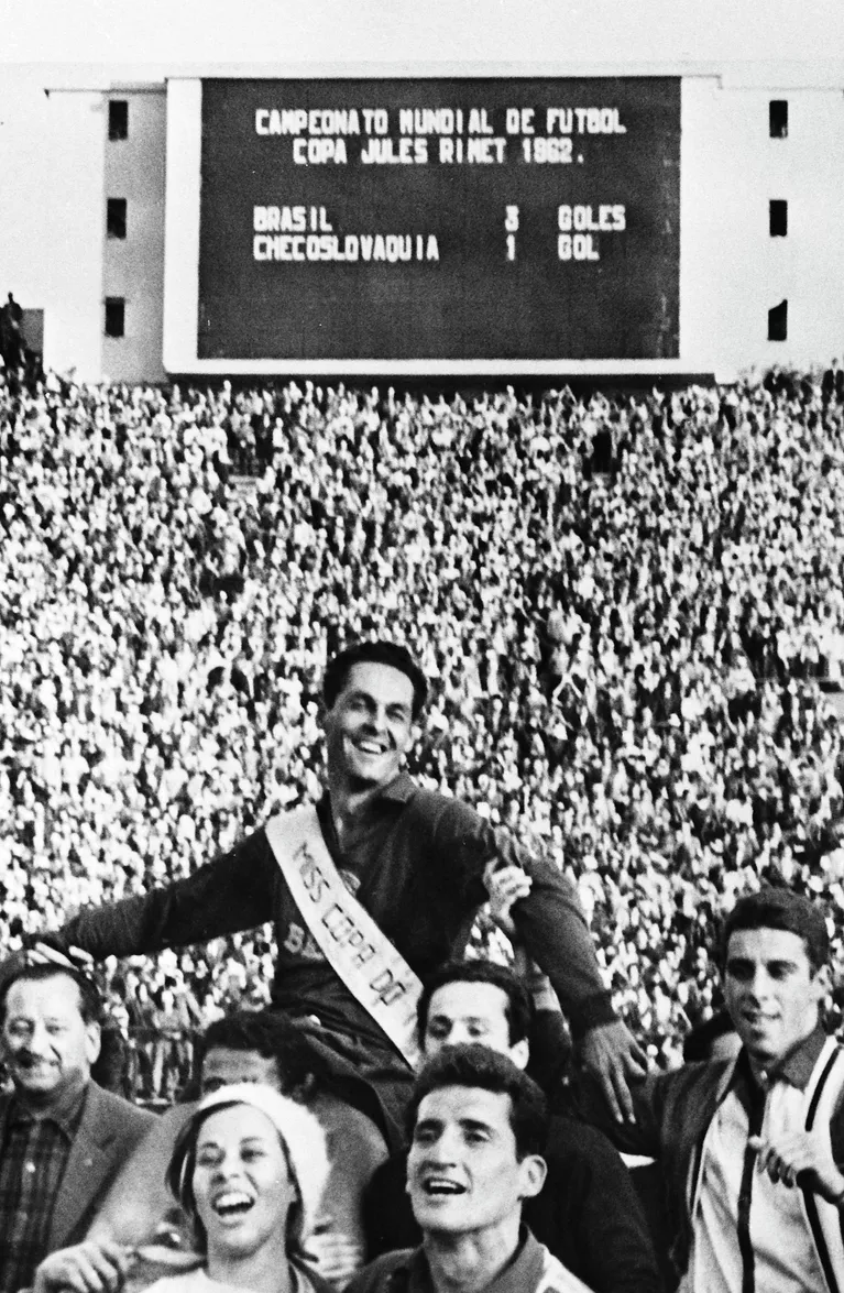 Вратарь сборной Бразилии Гилмар после финала чемпионата мира-1962 Вратарь сборной Бразилии Гилмар после финала чемпионата мира-1962