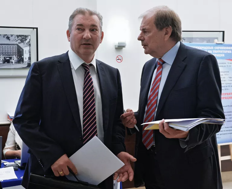 Владислав Третьяк (слева) и Валерий Фесюк Владислав Третьяк (слева) и Валерий Фесюк