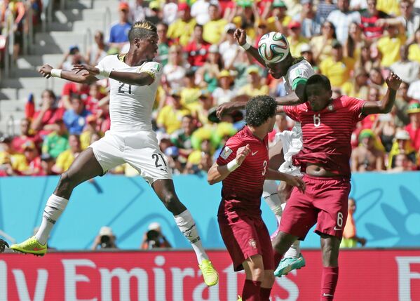 Игровой момент матча Португалия - Гана