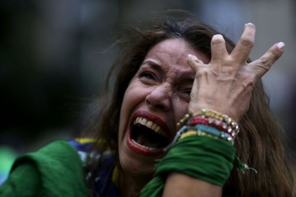 Эмоции бразильских болельщиков