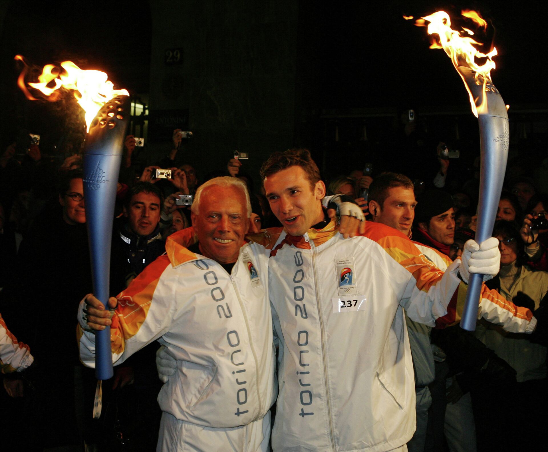 Джорджио Армани и Андрей Шевченко Джорджио Армани и Андрей Шевченко - РИА Новости, 1920, 04.09.2025