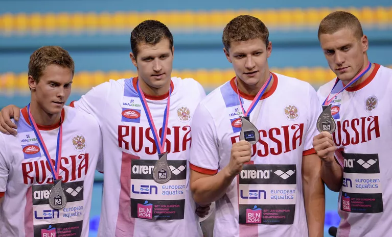Спортсмены из России Андрей Гречин, Никита Лобинцев, Александр Сухоруков и Владимир Морозов (слева направо) Спортсмены из России Андрей Гречин, Никита Лобинцев, Александр Сухоруков и Владимир Морозов (слева направо)