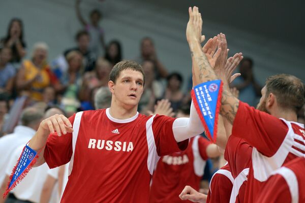 Баскетболист сборной России Тимофей Мозгов