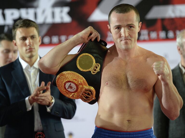 Чемпион мира по версии WBA Денис Лебедев