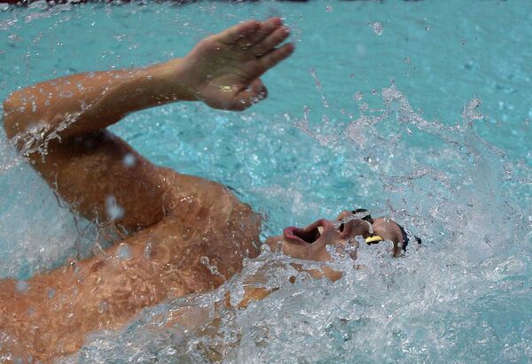 Вячеслав Прудников (Россия) на дистанции 100 метров комплексным плаванием