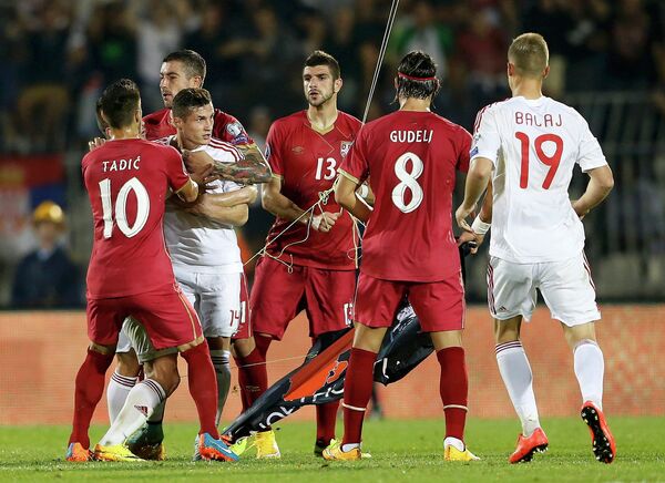 Драка в матче Сербия - Албания