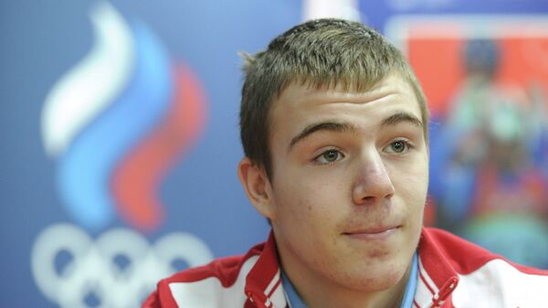 Хоккеист Иван Николишин на пресс-конференции
