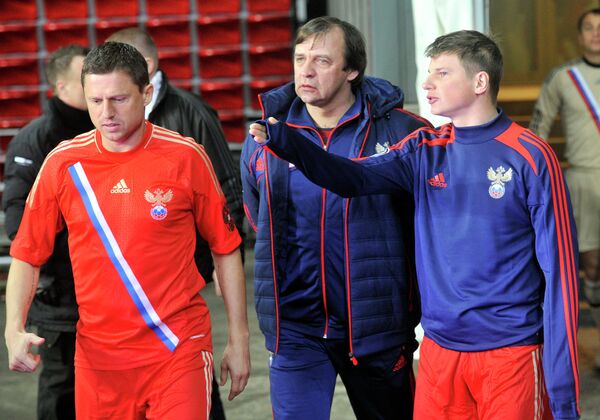 Игорь Семшов (слева), Андрей Аршавин (справа) и Александр Бородюк (в центре)