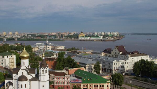 Вид на Нижний Новгород в месте слияния рек Волги и Оки