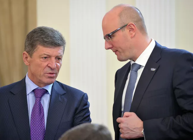 Дмитрий Козак и Дмитрий Чернышенко (слева направо)