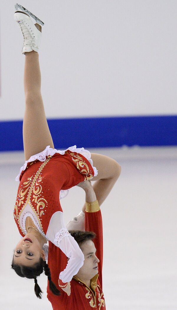 Финал юниорского гран при по фигурному катанию. Фигурное катание юниорки фото. Федорова мирошкин ои сочи. Гран-при среди юниоров. Финал гран при юниоров.