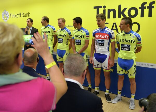 Велогонщики команды Tinkoff-Saxo