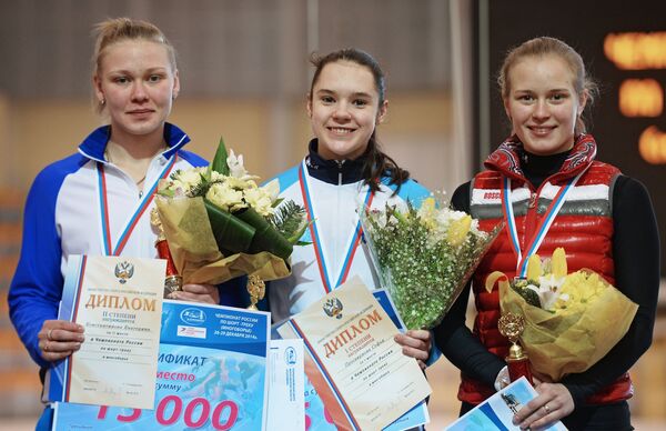 Екатерина Константинова, Софья Просвирнова, Евгения Захарова (слева направо)