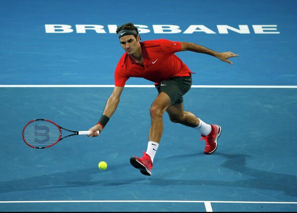 Роджер Федерер в финальном матче теннисного турнира в Брисбене