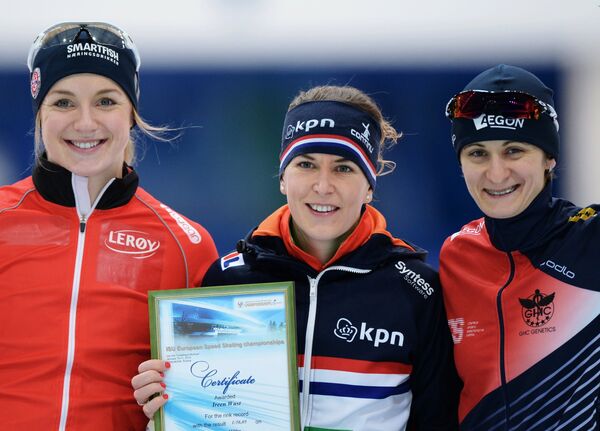 Ида Ньотун (Норвегия) - второе место, Ирен Вюст (Нидерланды) - первое место, Мартина Сабликова (Чехия)