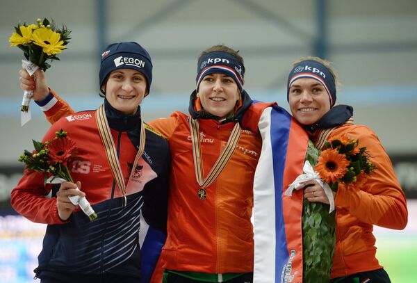 Мартина Сабликова (Чехия) - второе место, Ирен Вюст (Нидерланды) - первое место, Линда де Врис (Нидерланды) - третье место