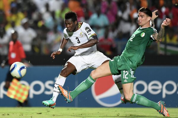 Игровой момент матча Гана - Нигерия