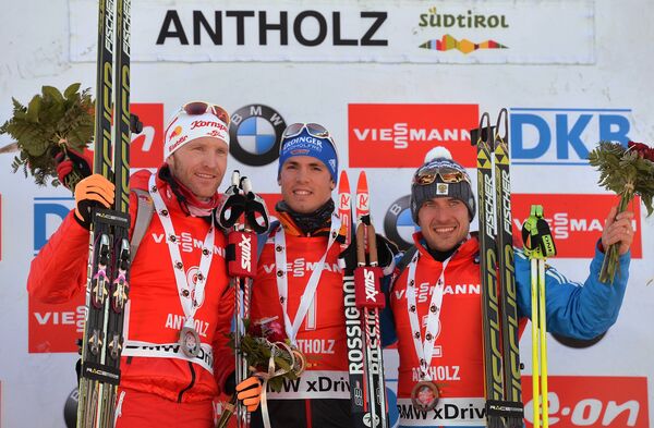 Симон Эдер (Австрия) – 2-е место, Симон Шемпп (Германия) – 1-е место, Евгений Гараничев (Россия) – 3-е место (слева направо)
