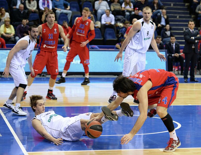 Игровой момент матча ЦСКА - Нижний Новгород Игровой момент матча ЦСКА - Нижний Новгород